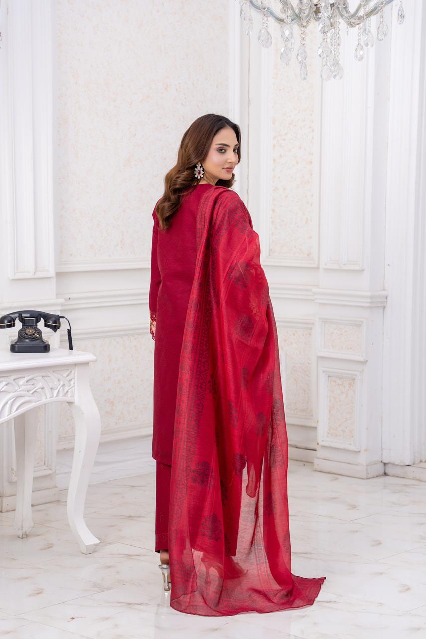 EMBROIDERED LIGHT KHADDAR 3 PIECE SUIT