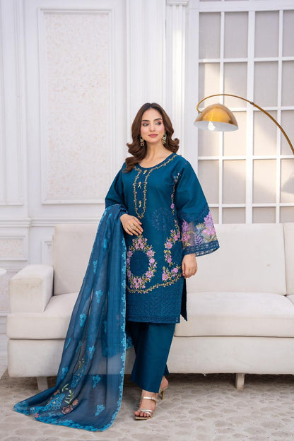 EMBROIDERED LIGHT KHADDAR 3 PIECE SUIT
