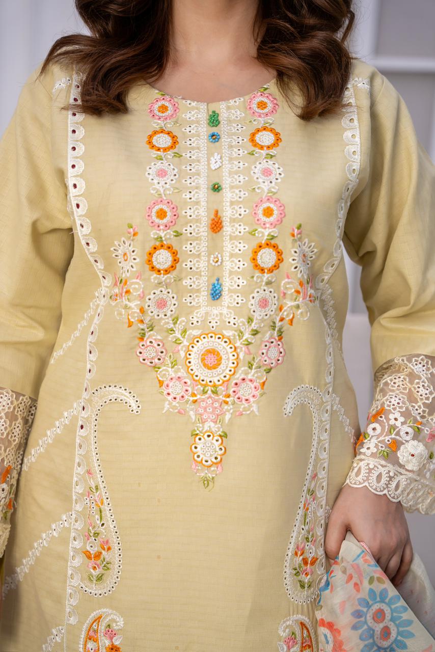 EMBROIDERED LIGHT KHADDAR 3 PIECE SUIT