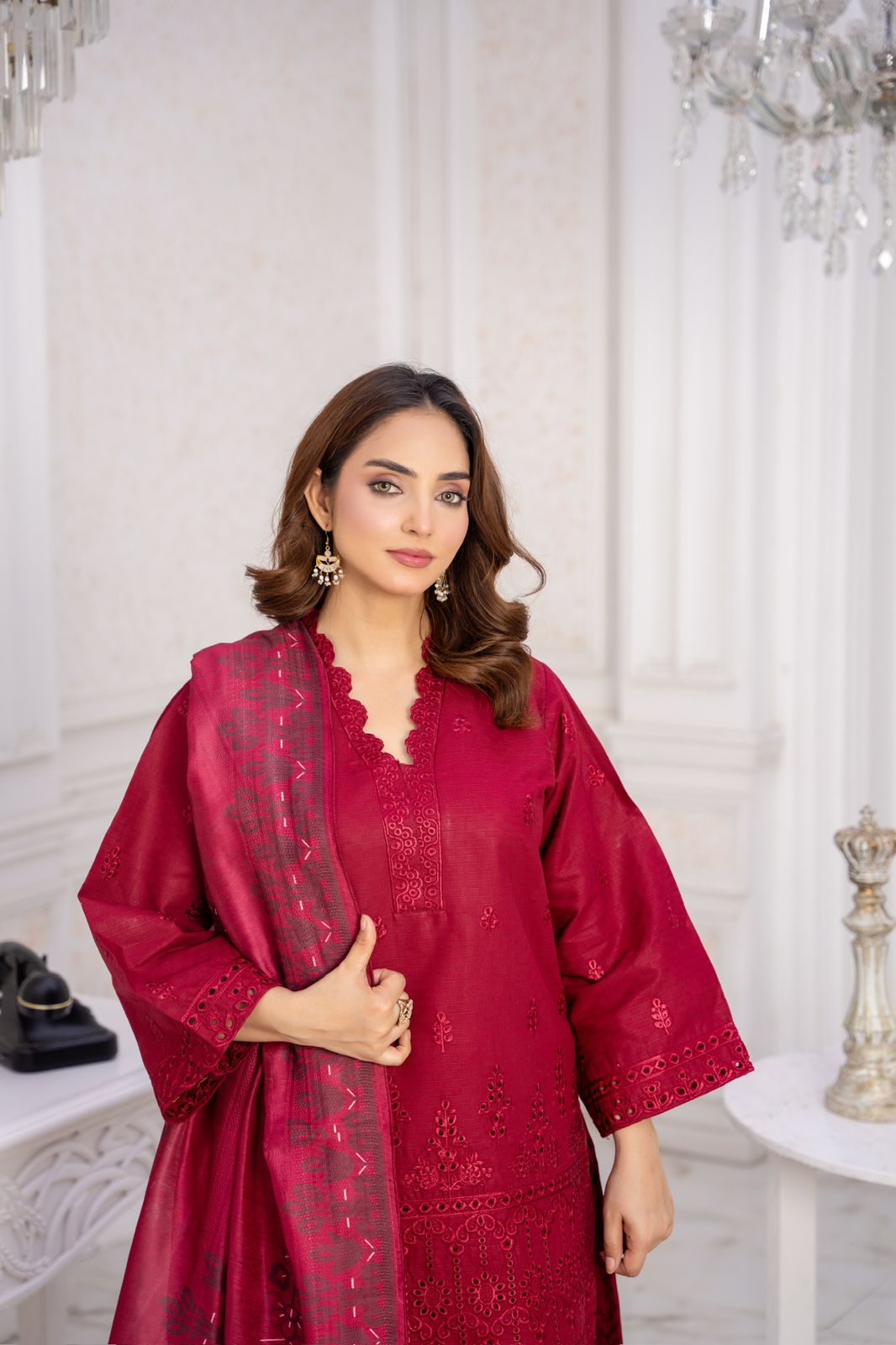 EMBROIDERED LIGHT KHADDAR 3 PIECE SUIT